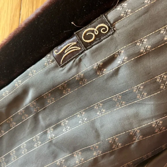 Women’s Faux Fur Coat - Brown - Picture 6 of 6